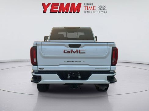 Used 2022 GMC Sierra 2500 Denali image 8