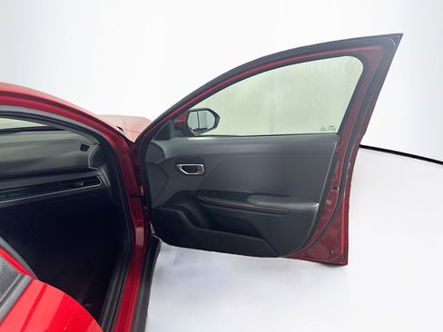 Used 2025 Kia K4 LXS image 33