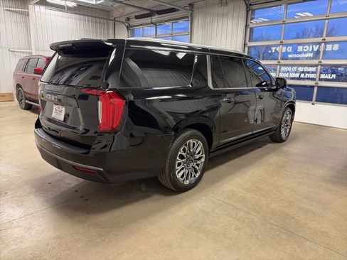 Used 2024 GMC Yukon XL Denali Ultimate image 6