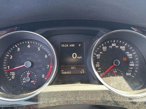 Used 2017 Volkswagen Jetta GLI image 13