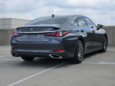 Used 2024 Lexus ES 350 Ultra Luxury w/ Accessory Package (Z2) FWD image 8