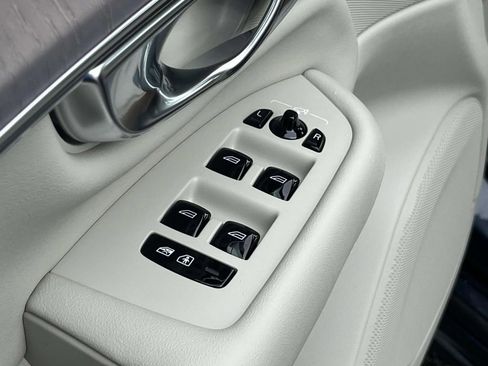 New 2026 Volvo XC90 T8 Ultra AWD/4WD image 22