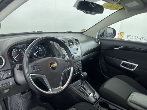 Used 2013 Chevrolet Captiva Sport LS image 19
