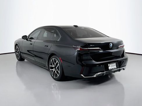 Used 2025 BMW 740i xDrive AWD/4WD image 6