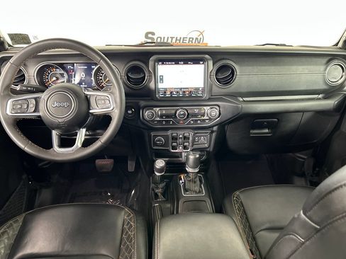 Used 2023 Jeep Gladiator Overland AWD/4WD image 20