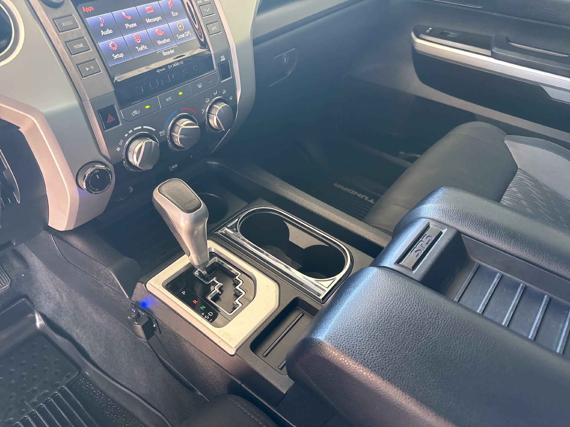 Used 2018 Toyota Tundra SR5 w/ TRD Off Road Package AWD/4WD image 11