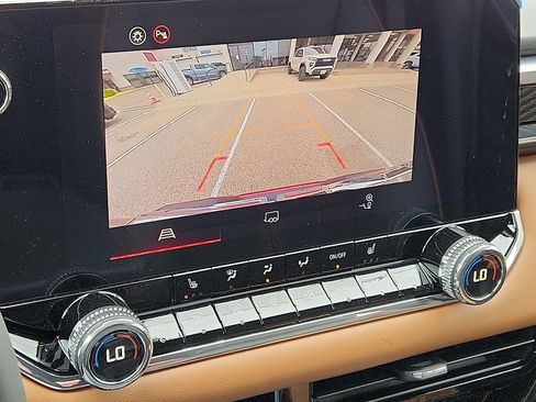 New 2026 GMC Canyon AT4 image 2