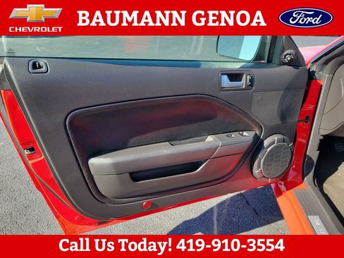 Used 2006 Ford Mustang GT Premium RWD image 10