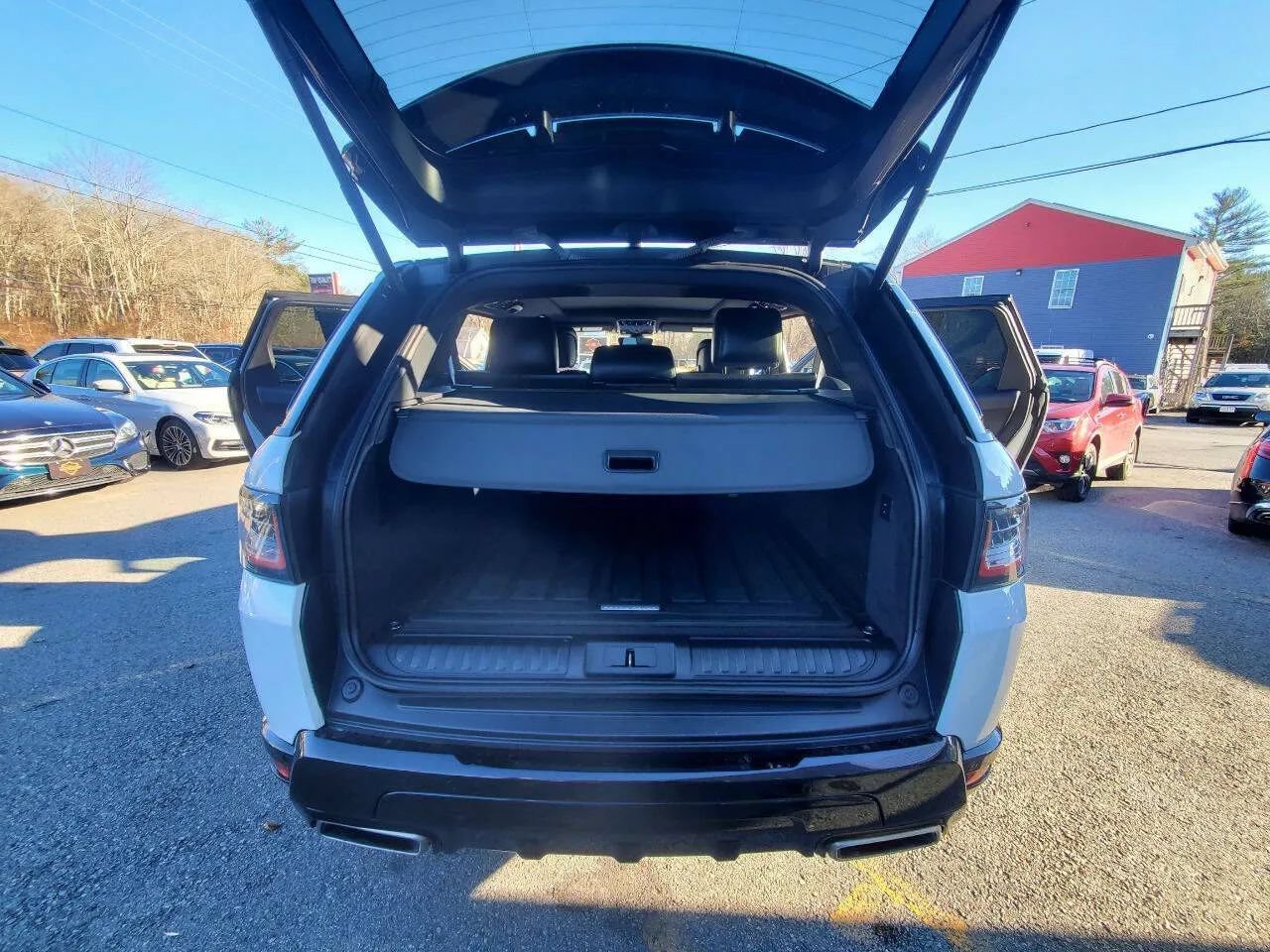 Used 2019 Land Rover Range Rover Sport HSE AWD/4WD image 13