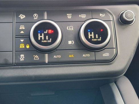 New 2026 Land Rover Defender 130 S image 18