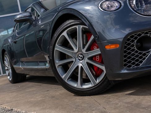 Used 2023 Bentley Continental GT Azure AWD/4WD image 4