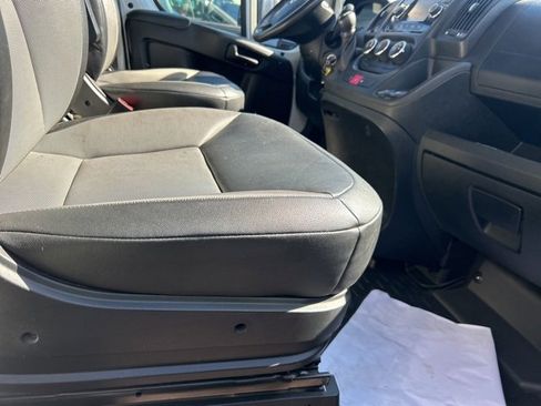Used 2021 RAM ProMaster 2500 image 17