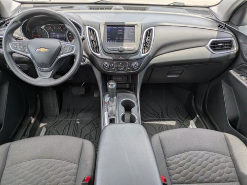 Used 2021 Chevrolet Equinox LT AWD/4WD image 13