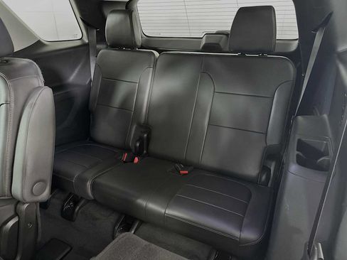 Used 2020 Chevrolet Traverse RS FWD image 25