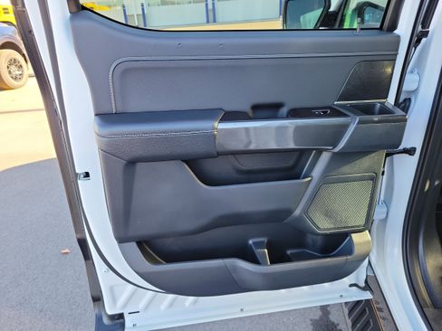 Certified 2021 Ford F150 XLT w/ Equipment Group 302A High image 11