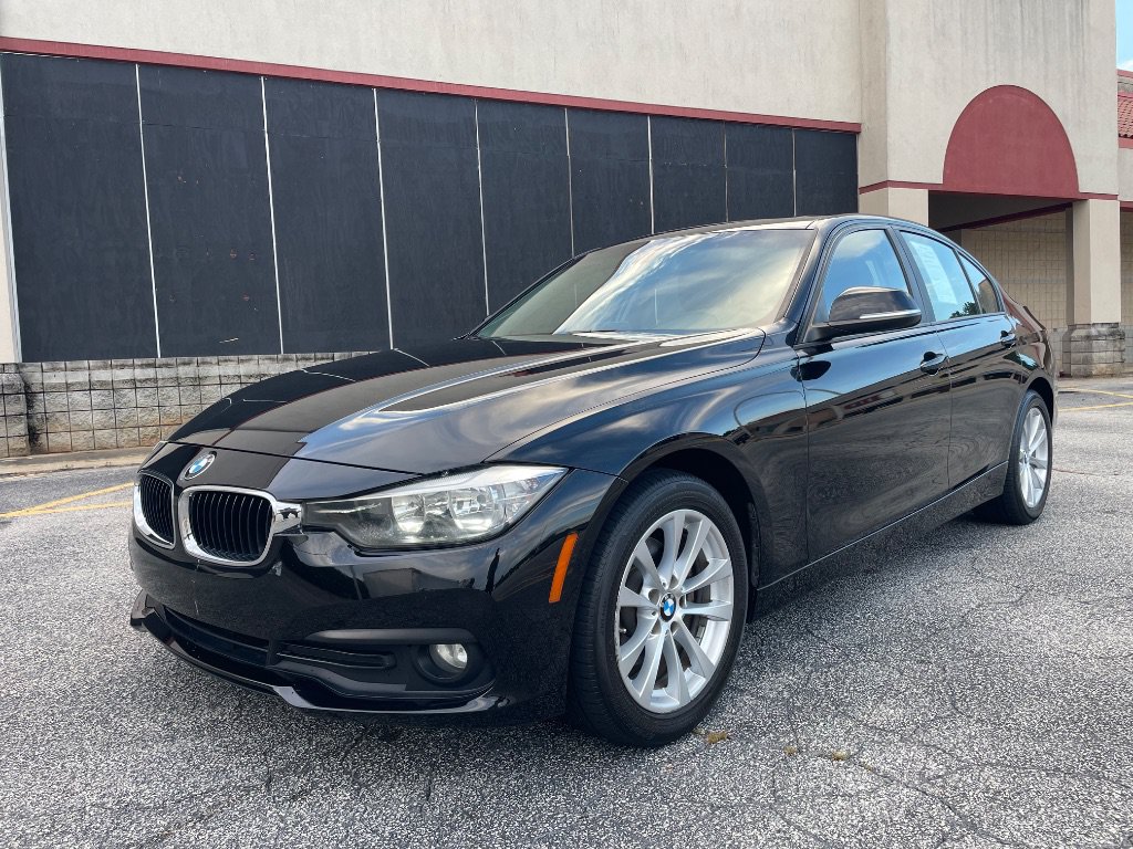 Used 2016 BMW 320i Sedan RWD image 1