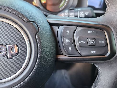 Used 2025 Jeep Wrangler Unlimited Sport S 4xe AWD/4WD image 16