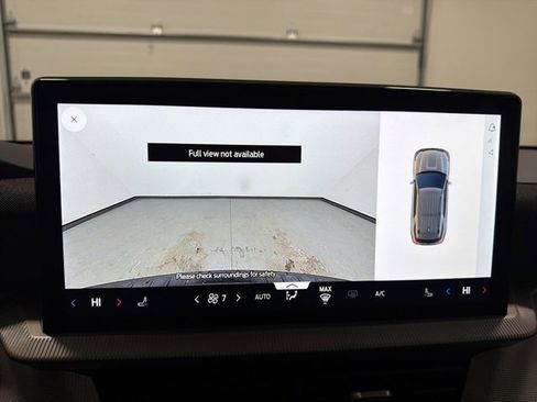 Used 2025 Ford Explorer Active image 26