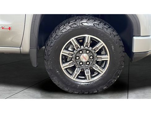 Used 2024 GMC Sierra 1500 AT4 w/ AT4 Premium Package AWD/4WD image 21