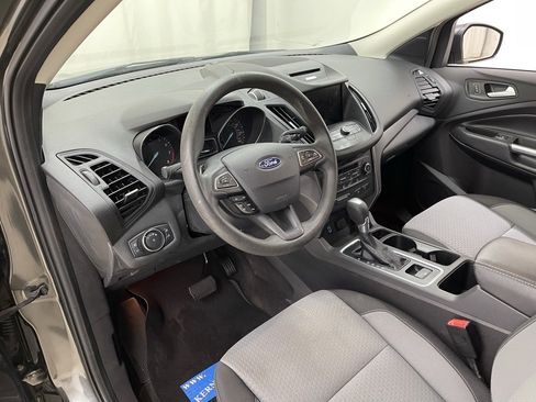 Used 2017 Ford Escape SE w/ Equipment Group 201A image 20