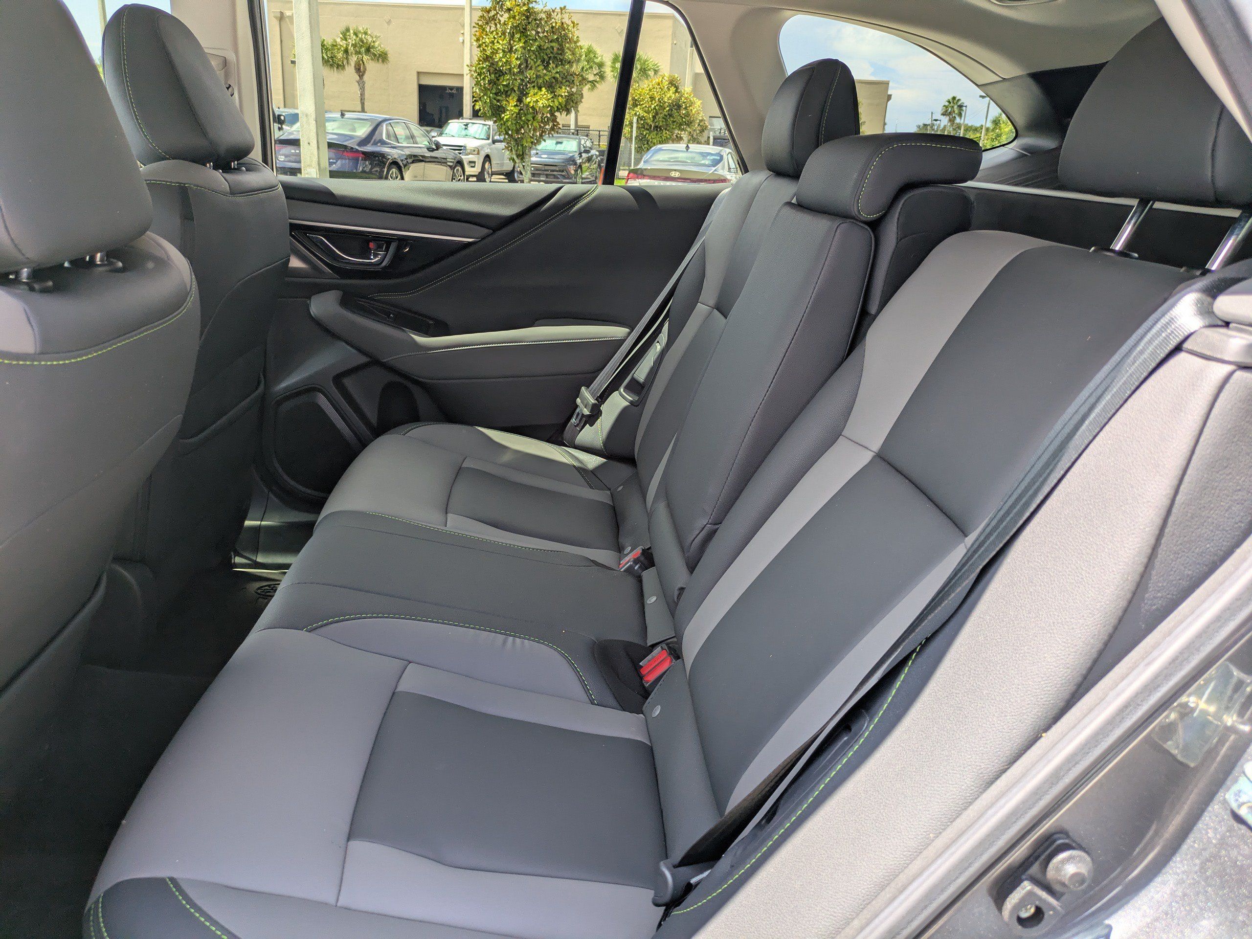 Used 2020 Subaru Outback Onyx Edition XT AWD/4WD image 13