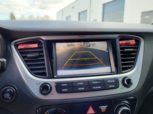 Used 2018 Hyundai Accent Limited image 13