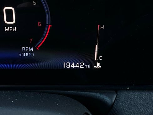 Used 2025 Chevrolet TrailBlazer LT image 35