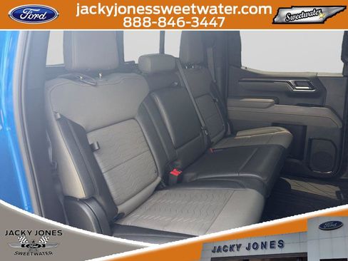 Used 2022 Chevrolet Silverado 1500 ZR2 w/ Technology Package AWD/4WD image 18