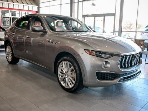 Used 2022 Maserati Levante GT image 3