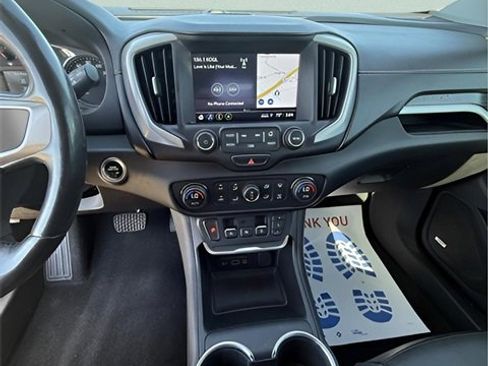 Used 2018 GMC Terrain SLT w/ Preferred Package image 19