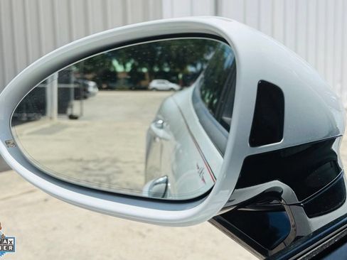 Used 2019 Porsche Panamera image 19