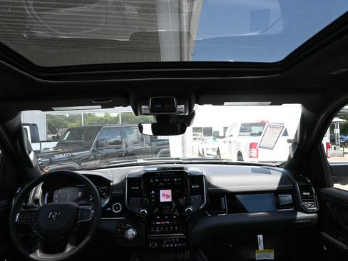 New 2026 RAM 1500 Limited w/ Night Edition AWD/4WD image 31