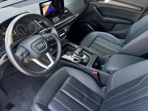 Used 2023 Audi Q5 2.0T Premium w/ Convenience Package AWD/4WD image 10