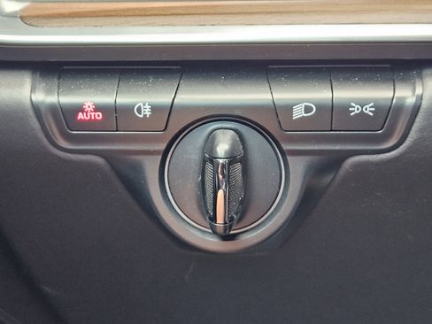 Used 2024 Porsche 911 Carrera image 21