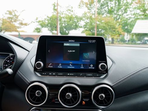 New 2025 Nissan Sentra SV w/ All-Weather Package image 12