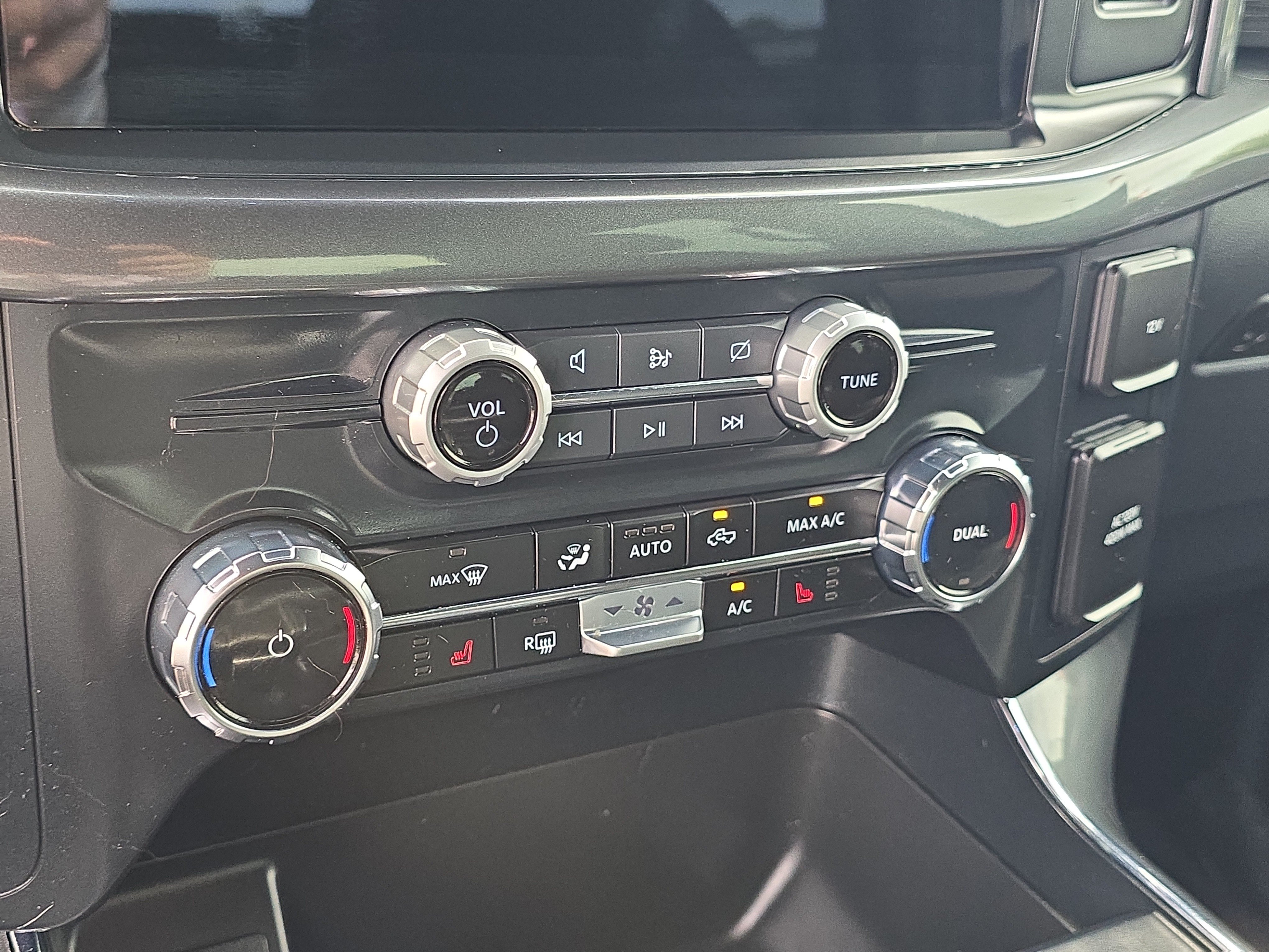 Used 2023 Ford F150 XLT w/ Equipment Group 302A High RWD image 22