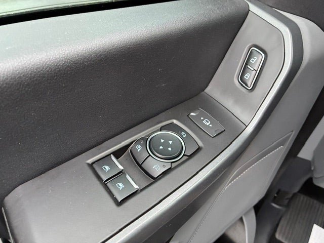 Used 2023 Ford F350 XLT w/ 360-Degree Camera Package AWD/4WD image 26