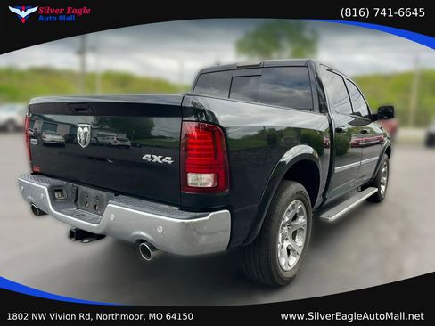 Used 2018 RAM 1500 Laramie w/ Convenience Group AWD/4WD image 5