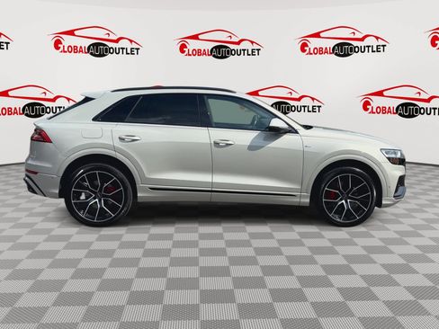 Used 2022 Audi Q8 Premium Plus w/ Premium Plus Package AWD/4WD image 9