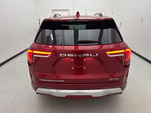New 2026 GMC Terrain Denali w/ LPO, Floor Liner Package image 5