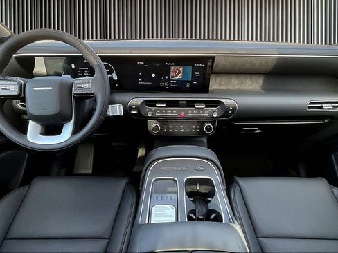 New 2026 Hyundai Palisade Calligraphy FWD image 6
