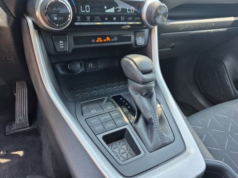 Certified 2025 Toyota RAV4 XLE AWD/4WD image 12