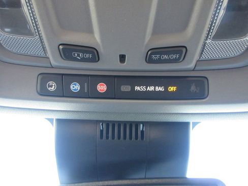 Certified 2023 GMC Sierra 1500 SLT w/ SLT Premium Package image 38