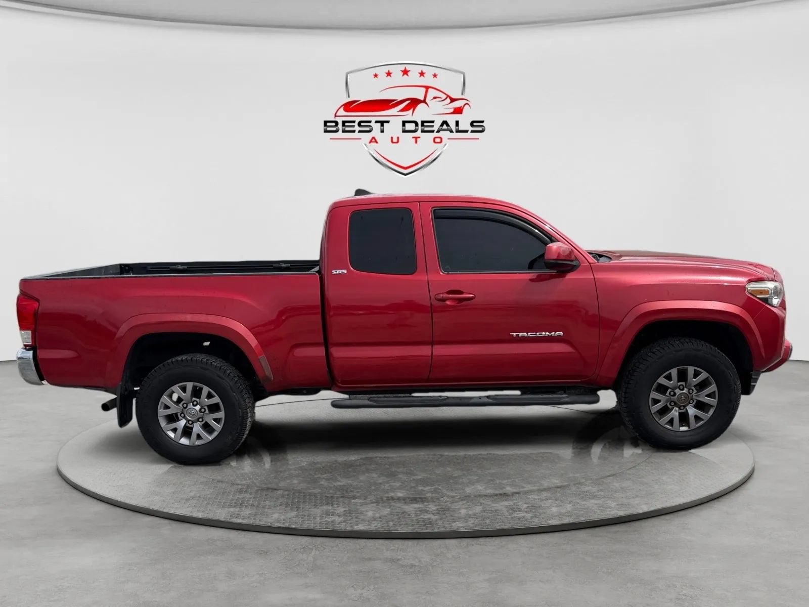 Used 2016 Toyota Tacoma SR5 AWD/4WD image 7