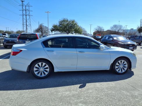 Used 2013 Honda Accord EX-L image 9