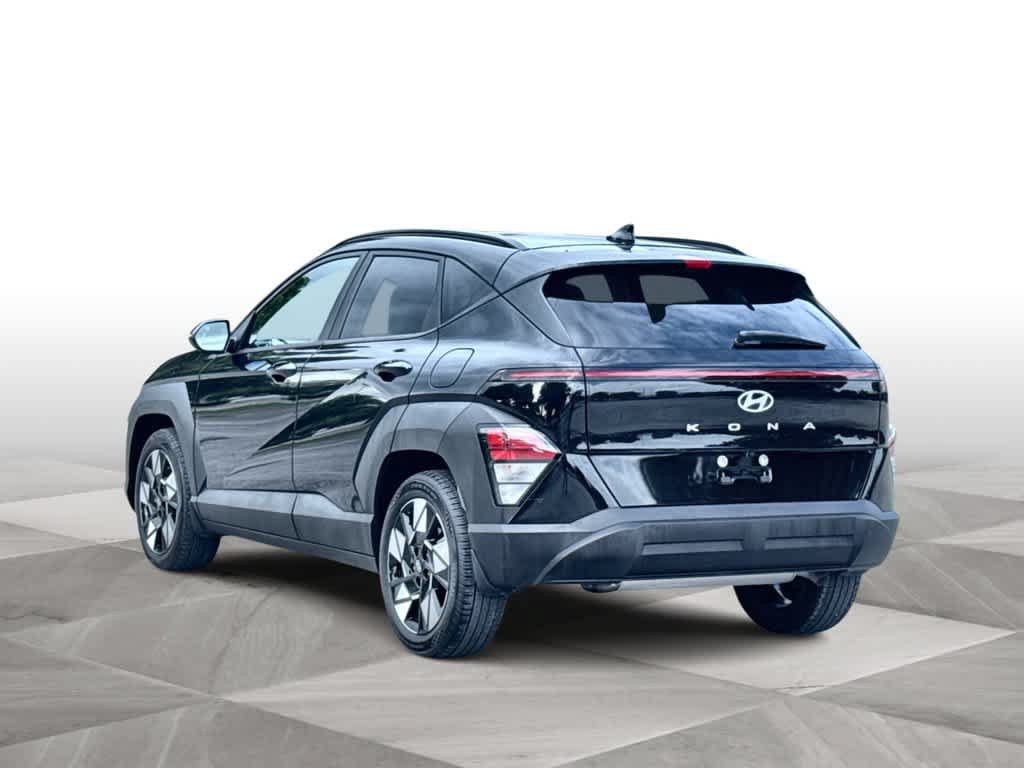 Used 2024 Hyundai Kona SEL FWD image 6