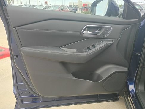 New 2026 Nissan Rogue Platinum w/ Platinum Premium Package AWD/4WD image 12