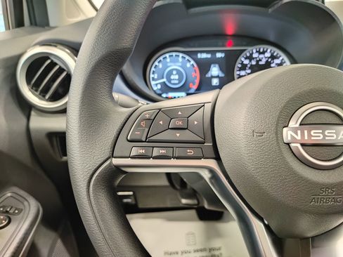 New 2025 Nissan Versa SV w/ Trunk Package FWD image 15