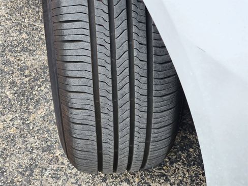 Used 2024 Chevrolet Malibu LT image 10