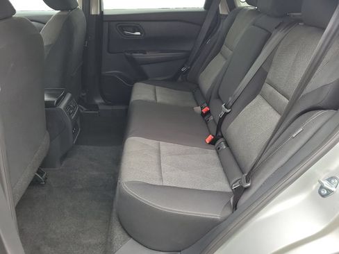 Used 2025 Nissan Rogue SV FWD image 24